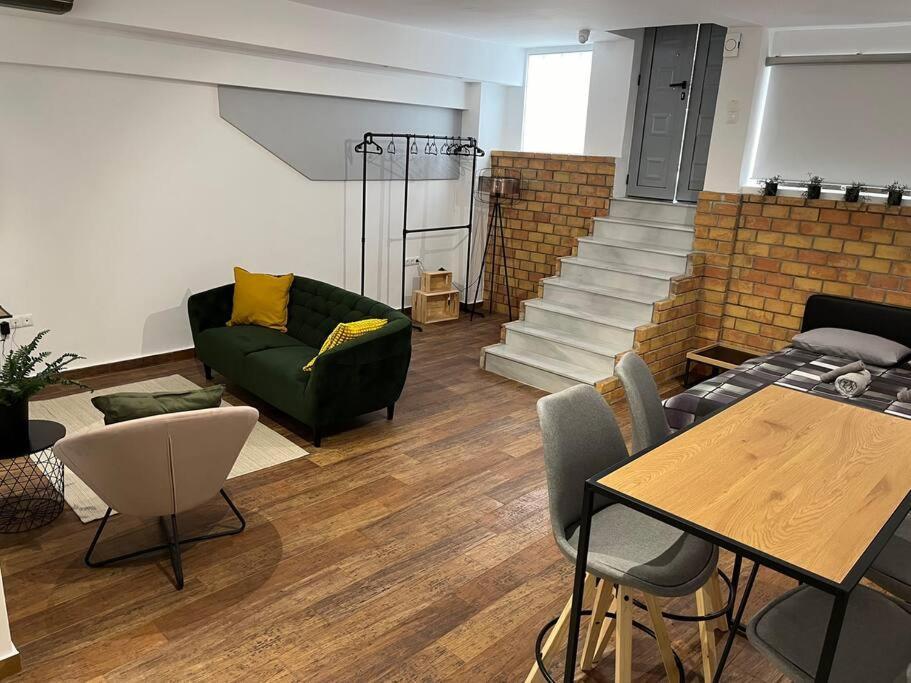 Industrial Studio / Alios 4 / Hilton Area Athene Buitenkant foto